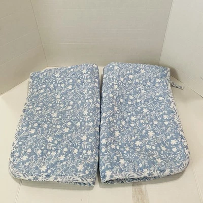 Conjunto de 2 fronhas acolchoadas de pano e dossel azul e branco floral King - Imagem 1 de 4