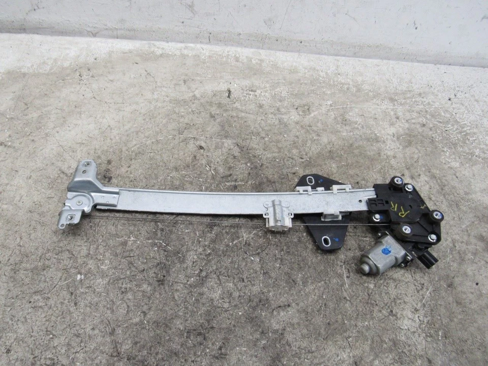 2015 Honda Crosstour right passenger rear back door power window regulator motor - Image 1 of 4