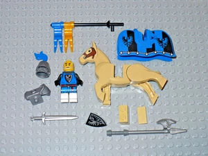LEGO Castle Black Falcon Knight minifigure sword horse Barding flag shield 10305 - Picture 1 of 1