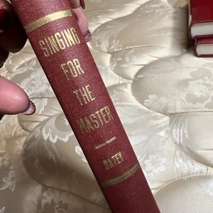 SINGING FOR THE MASTER  By IRMA LEE BATEY HARDBACK  1962 Book - Picture 1 of 16