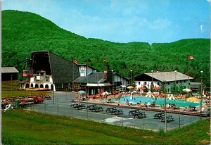 Vintage Postkarte Vier Jahreszeiten Resort kanadisch US Grenze Jay Peak Vermont VT Inn - Bild 1 von 3