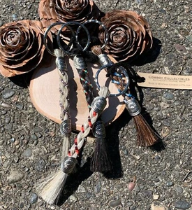 Portachiavi Cowboy Collectibles Intrecciato Capelli di Cavallo con Perline e Accenti Concho NUOVO - Foto 1 di 31