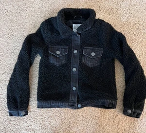 Tilly's RSQ Collective Youth Kids Jacket Size XS Color Black Fleece and Jean - Picture 1 of 5
