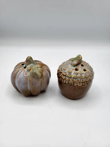 Ceramic Brown/turquoise Blue Salt & Pepper Shakers Pumpkin Acorn - Picture 1 of 3