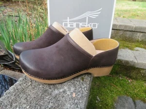NEW Womens Chocolate Dansko Brenna Burnished Suede Shoes, 10.5 / 11 41 - Picture 1 of 3