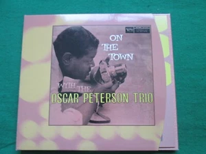OSCAR PETERSON TRIO - ON THE TOWN WITH - VERVE - CD - Foto 1 di 2