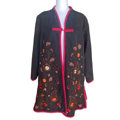 Kimono brodé en soie orientale noire SilkLand taille 1X