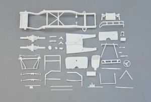 MPC 1/25 1934 FORD SLAMMER MODIFIED CHASSIS, INTERIOR AND RELATED PARTS - Picture 1 of 3