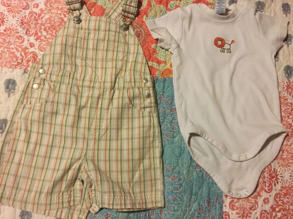 Pantalones cortos Gymboree usados talla 12-18 meses Foto 1 de 1