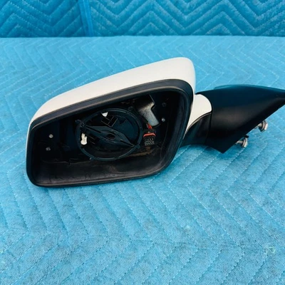Conjunto de espejo retrovisor delantero izquierdo pasajero BMW 650i 2012-2017 OEM 7191398 Foto 1 de 4