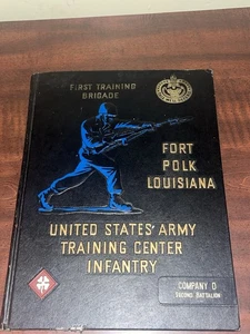 Anuario Quinta Brigada de Entrenamiento Fort Polk Louisiana Company D 1er Batallón - Imagen 1 de 5