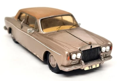 Prestige 1/43 Rolls Royce Corniche Mulliner Park Ward Gold Model Car REPAIRS - Image 1 of 4