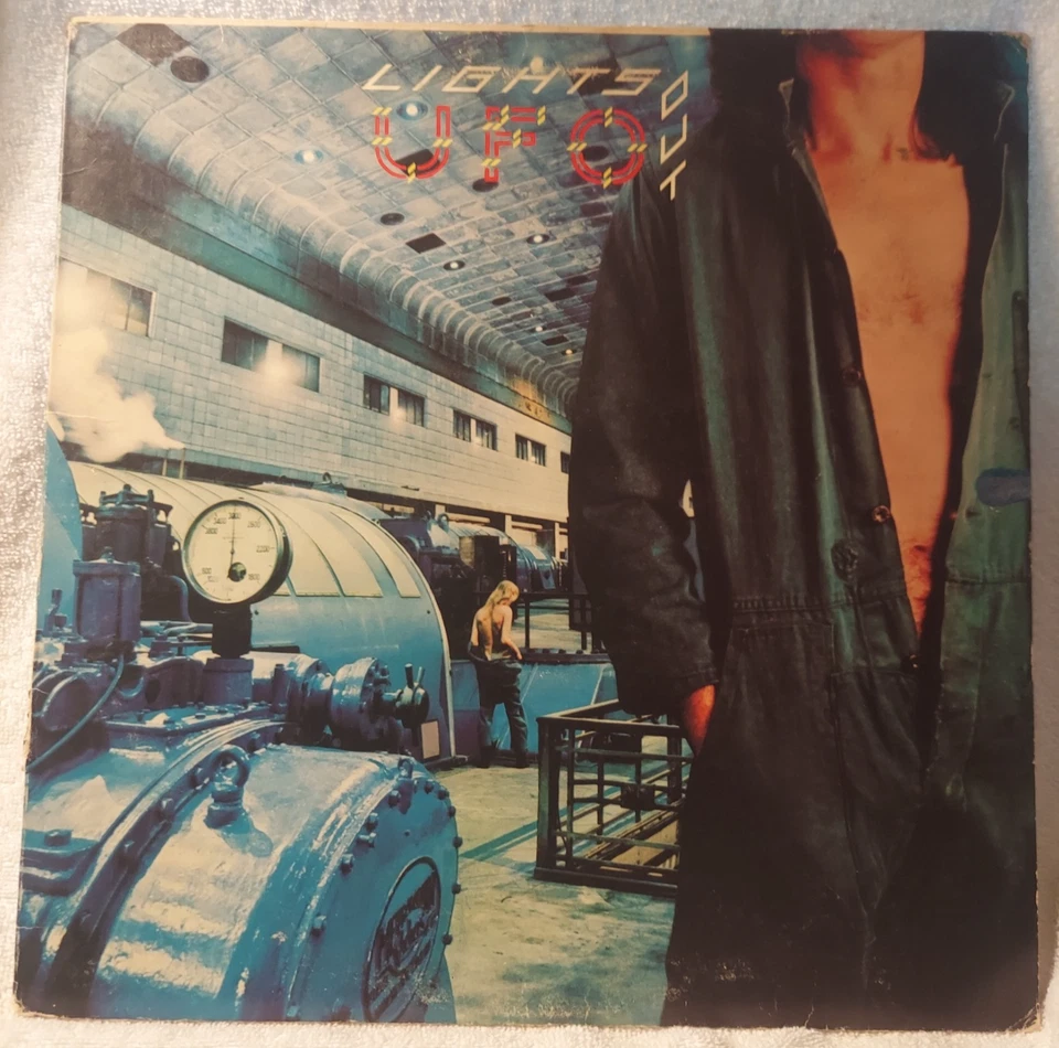 UFO/Lights Out /1977/Chrysalis CHR-1127/Vinyl,LP,Album/PROMO/FAST,FREE SHIP/VG - Image 1 of 4