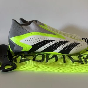 adidas Men’s 13 PREDATOR ACCURACY+ FIRM GROUND SOCCER CLEATS White GZ2604 NEW - Picture 1 of 11