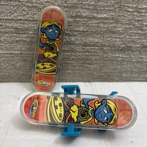 Vintage McDonalds Pro Gear Finger Board Skateboard Toy Keyring Keychain Lot Of 2 - Picture 1 of 2