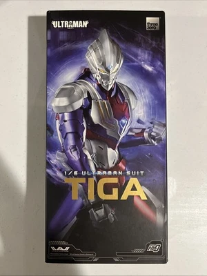 Figura de acción Threezero Ultraman: Suit Tiga escala 1:6 FigZero (caja abierta) Foto 1 de 4