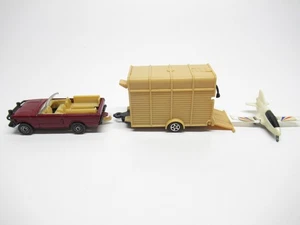 HTF CORGI JAMES BOND 007 OCTOPUSSY RANGE ROVER AND HIDDEN PLANE HORSE TRAILER NM - Picture 1 of 10