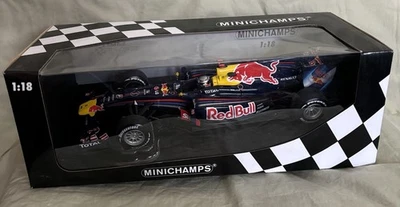 F1 Minichamps Red Bull Racing RB6 Sebastian Vettel Brazil GP Winner 1/18 Diecast - Image 1 of 4