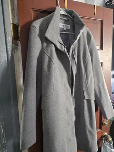 Nine West Coat - Picture 1 of 5