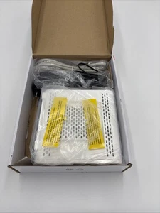 ARRIS 1000031 SURFboard Gigabit+ DOCSIS 3.0 32x8 Cable Modem SB6190 in White - Picture 1 of 5