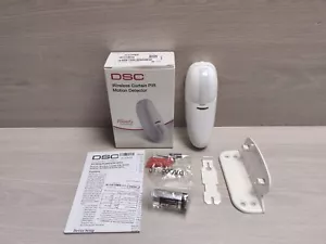 LOT 2 PCS DSC PG4924CCC WIRELESS CURTAIN PIR MOTION DETECTOR - Picture 1 of 12