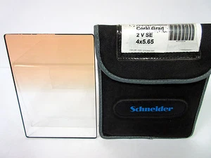 4x5.65" SCHNEIDER CORAL SEV 2 GRAD FILTER SOFT EDGE VERTICAL GRADUATED FILTERS - Picture 1 of 4