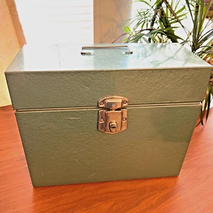 Vintage Olive Green Metal Security File Storage Locking Box No Key - Good Cond - Picture 1 of 11