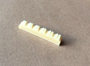 High Density Genuine Camel Bone Slotted Nut 43mm for Acoustic Guitar Shaped Tone - Bild 1 von 5