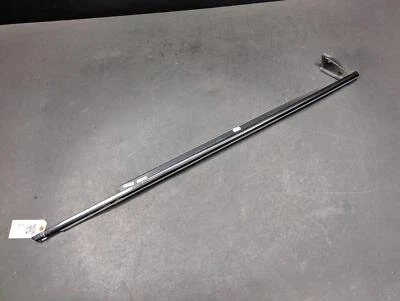 Moldura de cinturón de ventana de puerta delantera derecha 2018 Audi A6 4G0853284H 2014-2016 2017 Foto 1 de 4