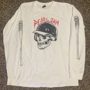 Pearl Jam 2018 Tour Skull Long Sleeve Concert Tour Shirt M Seattle Chicago