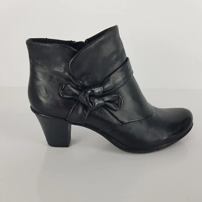 Planet Shoes Women Size 41 9.5 Black Leather Pia Ankle Boots Booties Low Heel - image 1 of 4