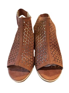 American Eagle Sandals Size 8 Vida Open Toe Slingback Brown 2” Block Heels NWT - Picture 1 of 4