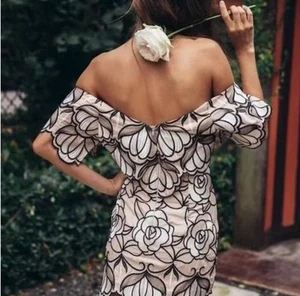 Vestido Alice McCall Talla AU 8/US 4 Ms Rosa Mini Floral Apliques Mono Forro - Imagen 1 de 17