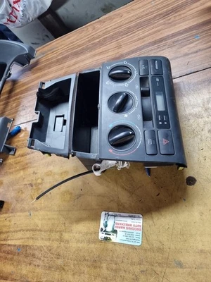 Toyota Corolla ZZE122 Heater/AC/Climate Control With Switches 12/2001-06/2007  - image 1 of 4