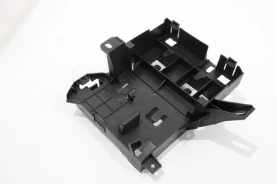 Audi A5 8T Cabriolet staffa di montaggio ecu modulo convenienza centrale - Immagine 1 di 4