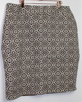 Saia feminina Rafaella 16W 98% algodão 2% elastano com zíper nas costas - Imagem 1 de 4