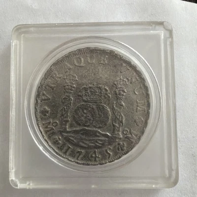 Antigua moneda naufragio mexicano plata 8 reales torres 1749 Foto 1 de 2