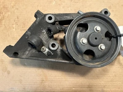 Насос/мотор гидроусилителя руля 2005 2006 2007 2008 2009 2010 FORD MUSTANG 4.0 - Изображение 1 из 2