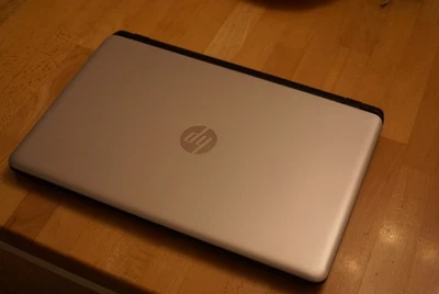 HP 350 G2 Pentium 3805U 8 GB RAM 120 GB SSD come nuovo - Imagen 1 de 4