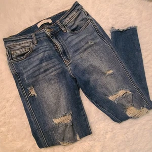 KanCan Signature VBK1448A Distressed Skinny Jeans Blue Sz 28 Cut 30991 EUC - Picture 1 of 5
