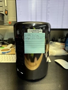 Mac Pro 2013 Xeon E5 6 Core 3.5GHz Dual AMD FirePro D700 6GB 64GB Ram No HD/SSD - Afbeelding 1 van 3