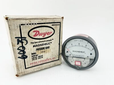 New Dwyer 2008 Magnetic Pressure Gauge 0-8 Inches of Water - Image 1 of 4