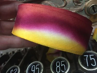 Cinta de seda teñida a mano 1" en el sesgo 1yd hecha en USA Foto 1 de 4