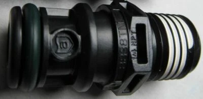 CONECTOR TANQUE UNIVERSAL MACHO SIN PULVERIZACIÓN ORIGINAL ATTWOOD 8838TM6/8838TM 1/4" NPT Foto 1 de 4