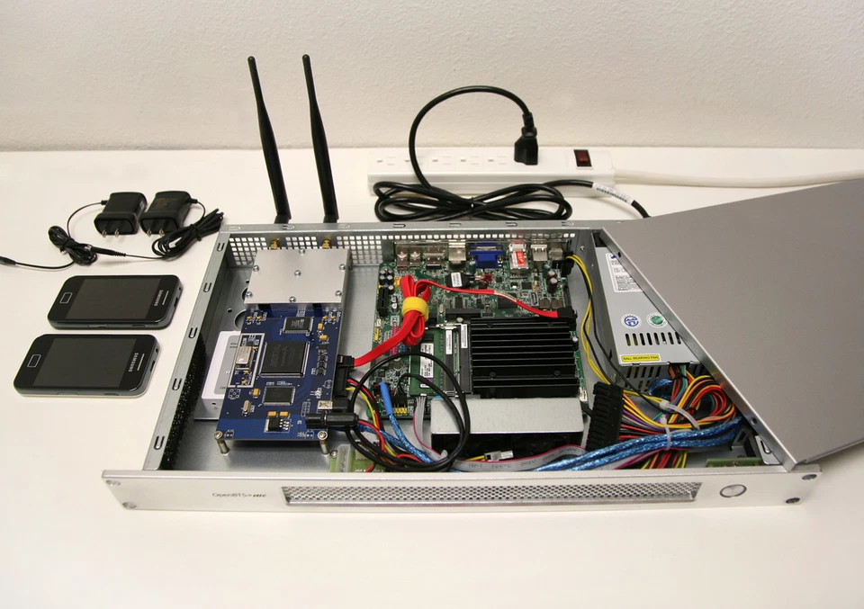 1U Rack URAN-1 USRP Based OpenBTS / SDR GSM Base Station Development kit  - Image 1 of 3