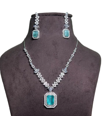 Green Monalisa Necklace Set ,925 Sterling Silver Earring With Necklace , - Image 1 of 3