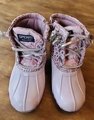 Sperry Saltwater 紫色系带短靴 6 中号(B,M) 学步儿童  — 第 1/4 张图片