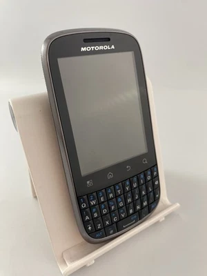 Motorola Fire XT311 Black Unlocked 512MB 2.8" QWERTY Smartphone Inc #C16 - Image 1 of 4