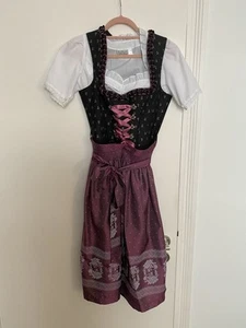 Landhaus Dirndl 34 XS schwarz Lila Pink Blumen mit Bluse - Bild 1 von 6