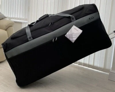 XXL Extra Large BRITISH TOURISTER Wheeled Duffel Bag Foldable, Durable, Spacious - Image 1 of 4